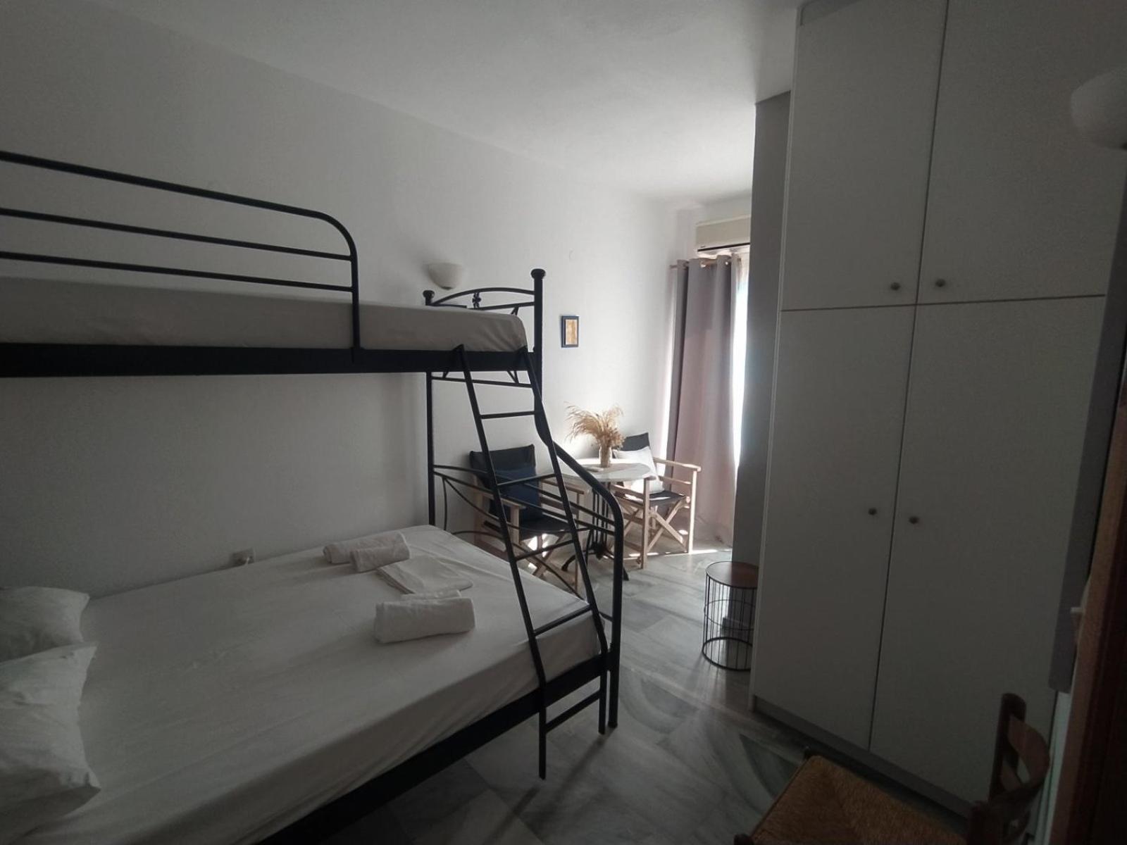 Kantouni Guest House By The Sea บาทซี ภายนอก รูปภาพ