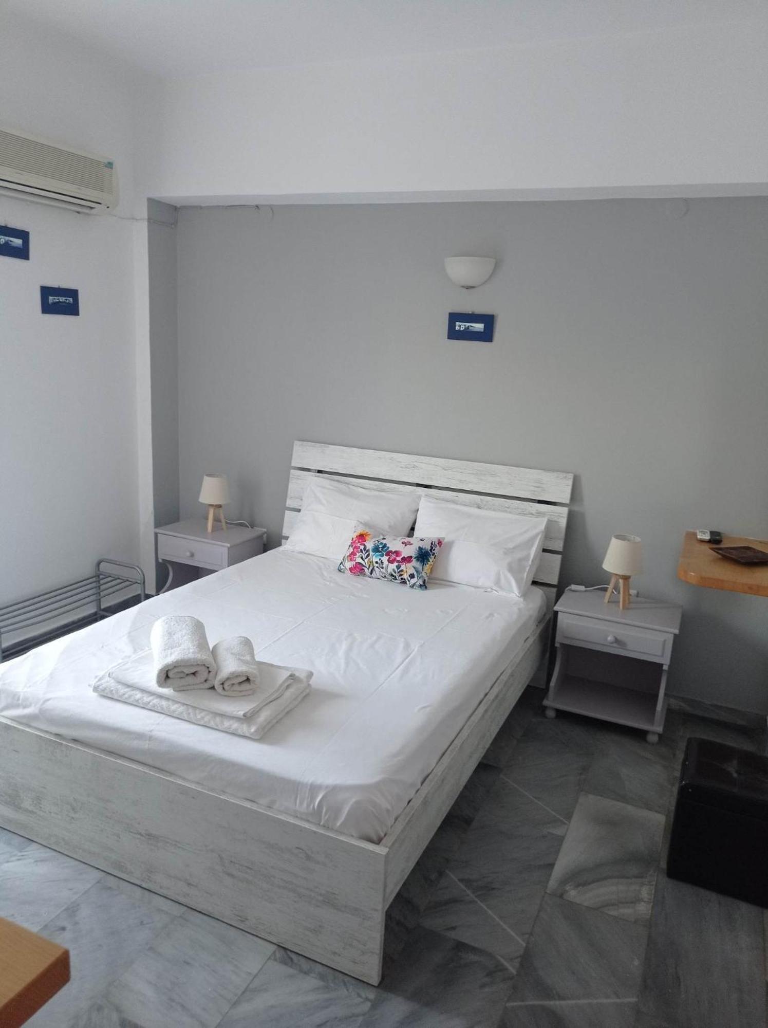 Kantouni Guest House By The Sea บาทซี ภายนอก รูปภาพ