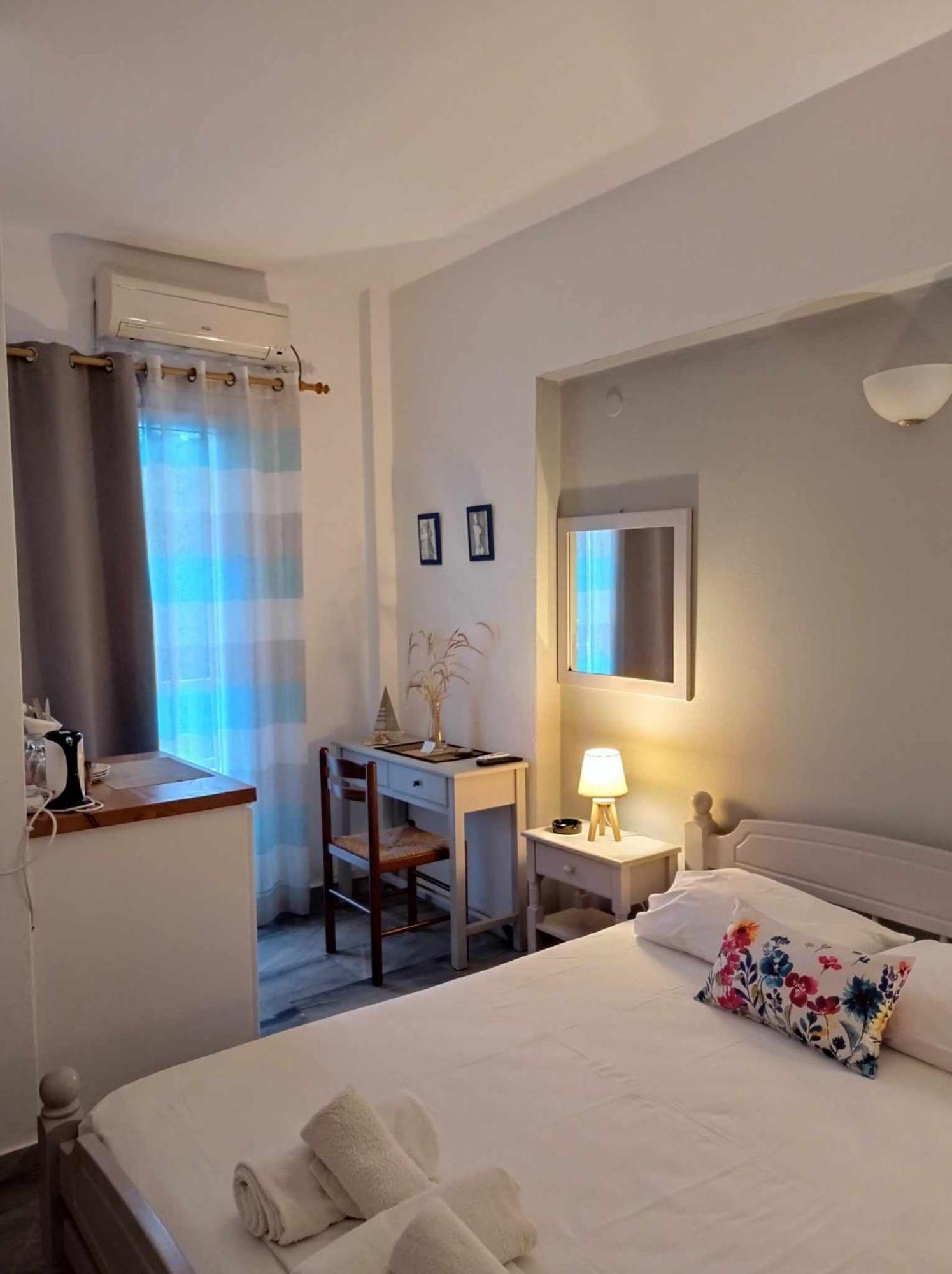 Kantouni Guest House By The Sea บาทซี ภายนอก รูปภาพ