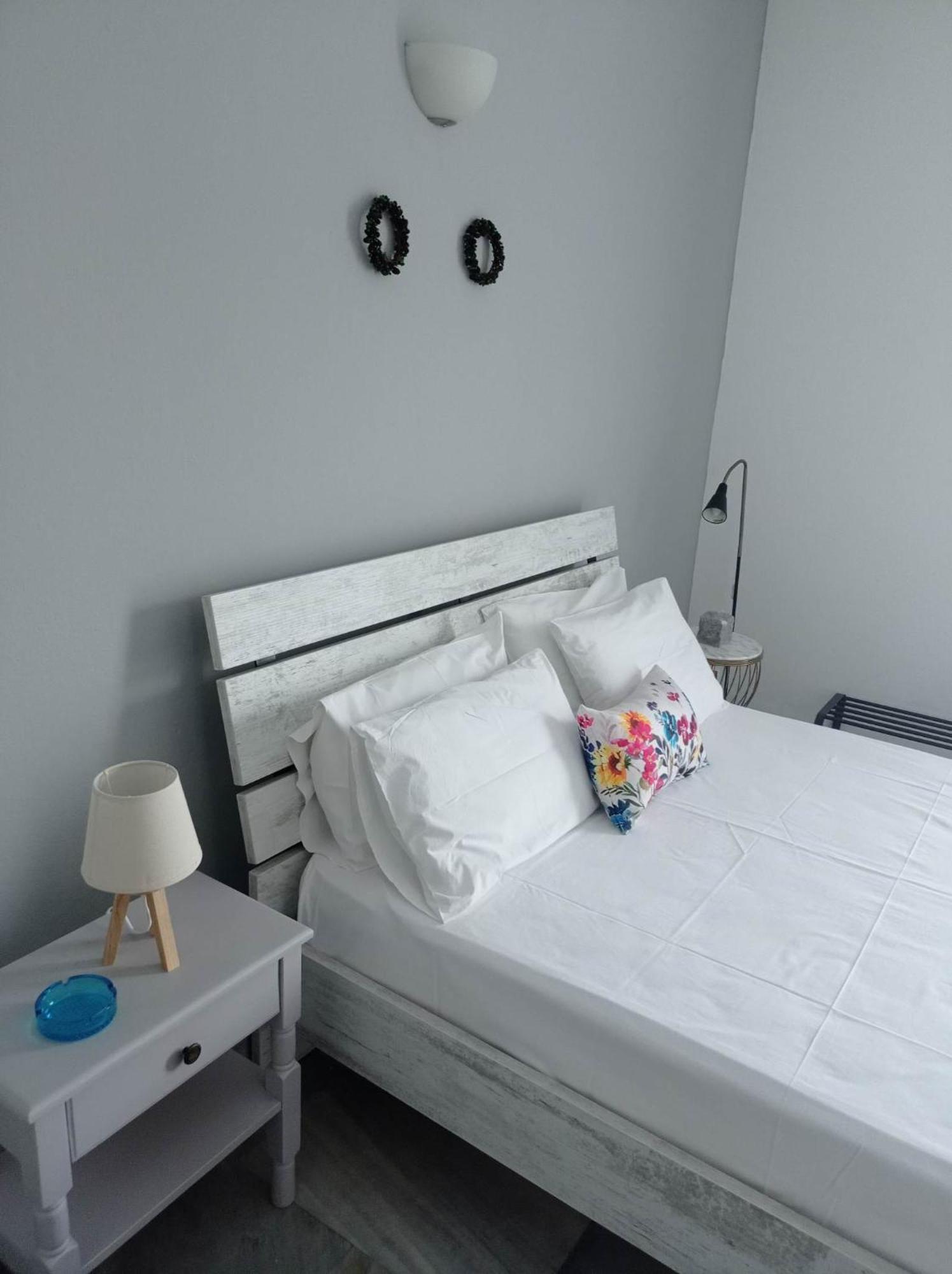 Kantouni Guest House By The Sea บาทซี ห้อง รูปภาพ